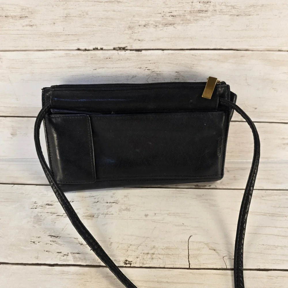 Fossil black leather